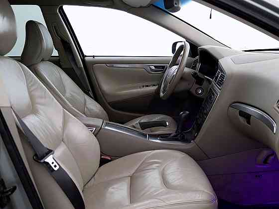 Volvo V70 Summum Facelift LPG 2.4 103kW Таллин