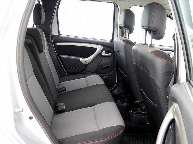 Dacia Duster Laureate 4x4 1.5 dCi 81kW Tallina - foto 7