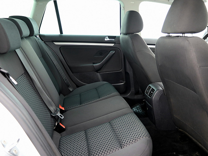 Volkswagen Golf Variant Comfortline 1.2 77kW Таллин - изображение 7