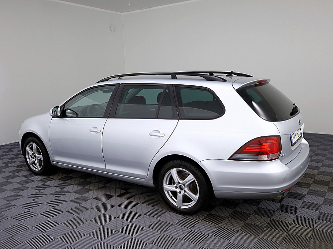 Volkswagen Golf Variant Comfortline 1.2 77kW Таллин - изображение 4