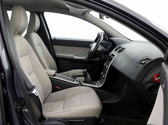 Volvo V50 Summum Facelift 2.0 D4 100kW Tallina