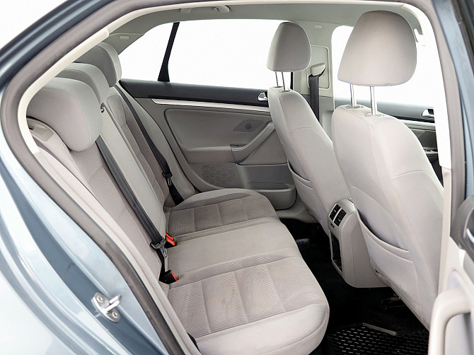 Volkswagen Jetta Comfortline 2.0 TDI 103kW Таллин - изображение 7