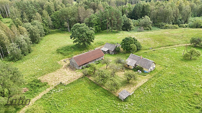 Pārdod lauku īpašumu, 
