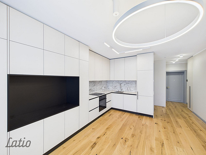 Ilgtermiņa īrei pieejams aprīkots studio tipa dzīvoklis Rīgas centrā  Krišjāņa Barona Rīga - foto 4