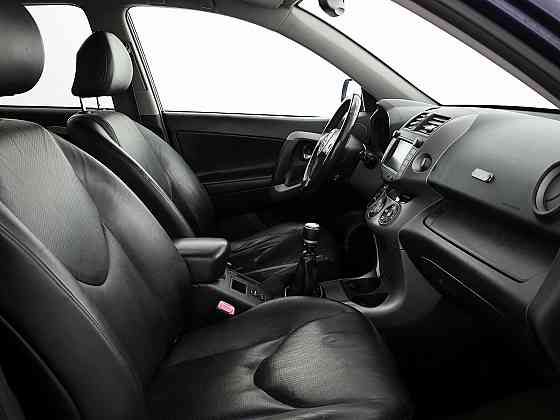 Toyota RAV4 Luxury 4x4 2.2 D-CAT 130kW Tallina