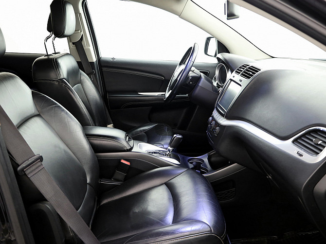 Fiat Freemont Luxury Facelift 4x4 ATM 2.0 CRD 125kW Tallina - foto 6