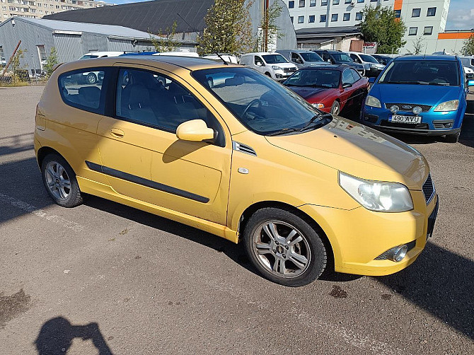 Chevrolet Aveo Facelift 1.2 62kW Tallina - foto 1