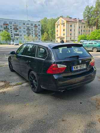 BMW 320 Рига