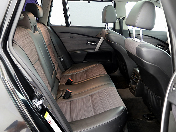 BMW 525 Touring Sportpakett 2.5 D 130kW Tallina - foto 7