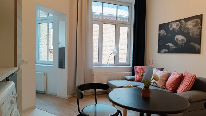 Izīrē mājokli ar raksturu  2 istabu dzīvoklis klusā iekšpagalmā Rīgas centrā. Rīga - foto 6