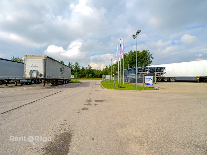 Современные помещения с подъемными воротами с обеих сторон здания.  + Высота Рижский район - изображение 14