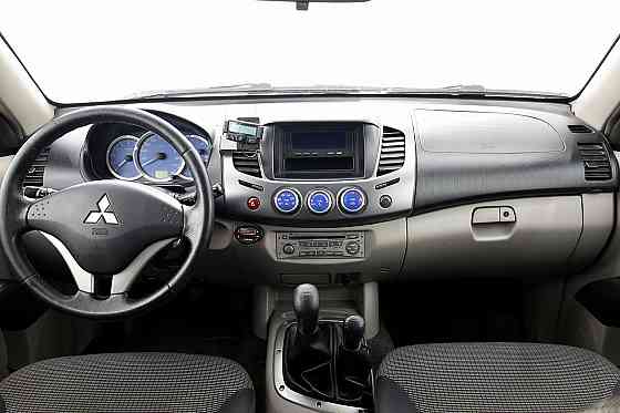 Mitsubishi L200 Pickup 4x4 2.5 Di-D 123kW Tallina