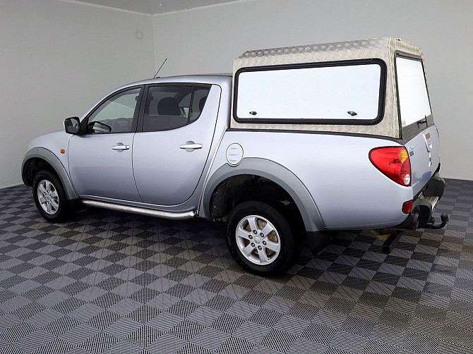 Mitsubishi L200 Pickup 4x4 2.5 Di-D 123kW Tallina - foto 4