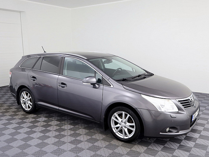 Toyota Avensis Linea Sol ATM 1.8 108kW Tallina - foto 1
