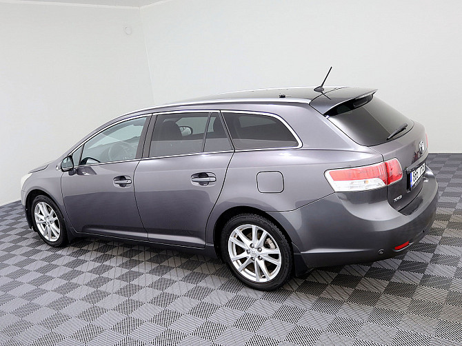 Toyota Avensis Linea Sol ATM 1.8 108kW Tallina - foto 4