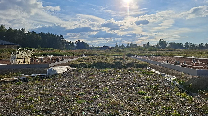 Pārdod 1/2 zemesgabalu jeb 1104 kvm ar vienstāvu dvīņumājas puses projektu (ir būvatļauja) un pamati Рижский район - изображение 9