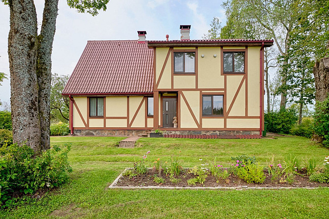 Pārdod īpašumu Vidzemē, Cēsu novadā, pie Zaubes
Piedāvājumā plaša dzīvojamā māja Cēsis un Cēsu novads - foto 2