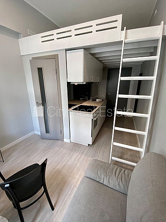 Projekts - Forburga Nams, fasādes māja, renovēta māja, vieta automašīnai, ieeja no ielas, ir Rīga - foto 17