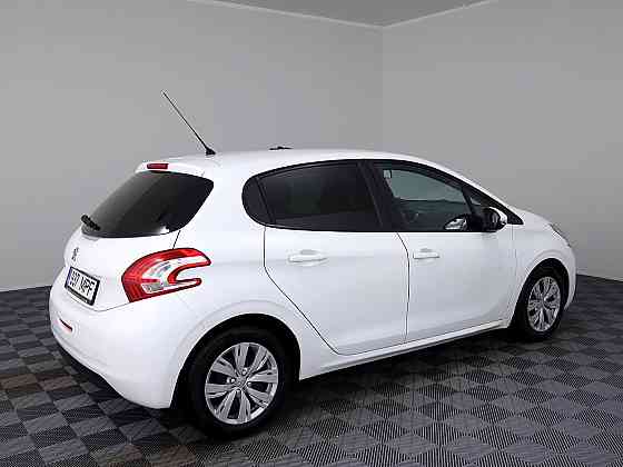 Peugeot 208 Elegance 1.2 60kW Tallina