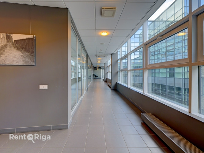 B klases biroja telpas  Mūkusalas ielā, European Trade Center  Izīrējas mūsdienīgas un Rīga - foto 3