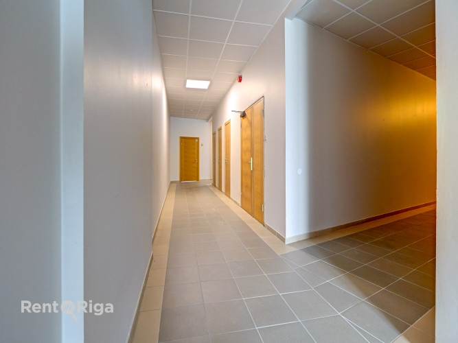 Neliels birojs nomai Brasas tilta rajonā, Tēraudlietuves ielā 22.  Piedāvājam 20 m biroja Rīga - foto 6