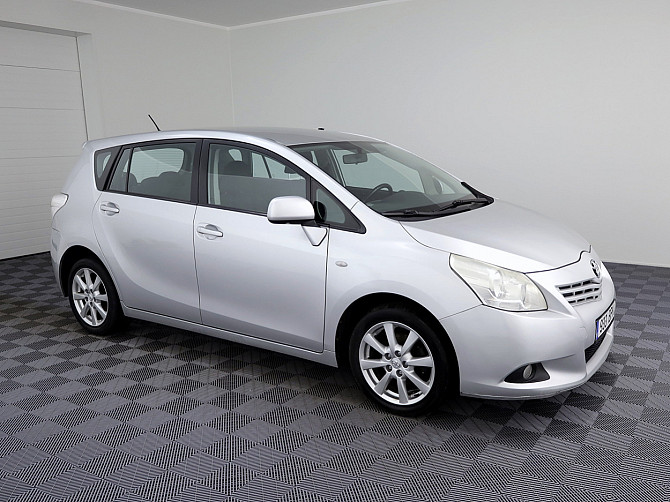 Toyota Verso Linea Sol 2.0 D-4D 93kW Таллин - изображение 1
