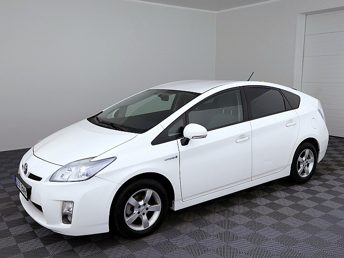 Toyota Prius Facelift 1.8 73kW Таллин - изображение 2