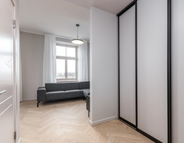 Apartment with a Wonderful View of Old Riga and the Daugava Bridges, Available for Long-Term Rent  L Рига - изображение 6