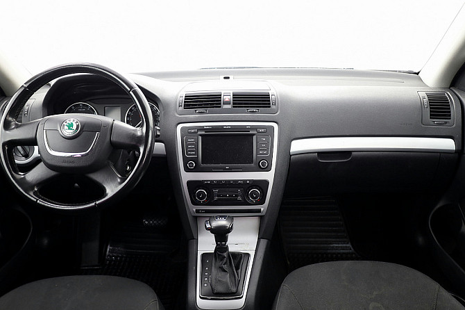 Skoda Octavia Family ATM 1.2 77kW Таллин - изображение 5