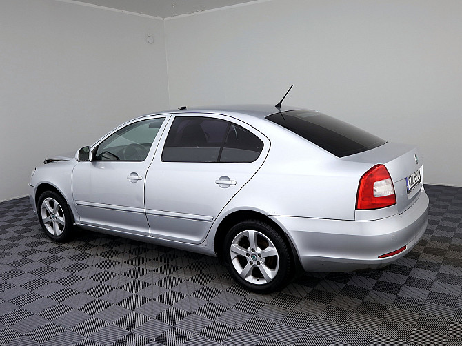Skoda Octavia Family ATM 1.2 77kW Таллин - изображение 4