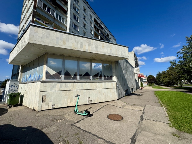 Tirdzniecības telpas Pļavniekos.  + 1. stāvs; + Platība sastāv no tirdzniecības zāles, Rīga - foto 1