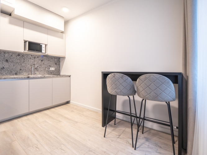 Jauns un mēbelēts Studio dzīvoklis Rīgas Centrā.  Tas atrodās restaurētā vēsturiskā Rīga - foto 2