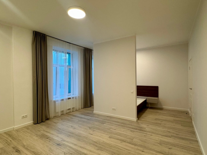 Jauks studio dzīvoklis Klusajā centrā  Pulkveža Brieža ielā.  Dzīvoklis tiek izīrēts tikai Rīga - foto 6