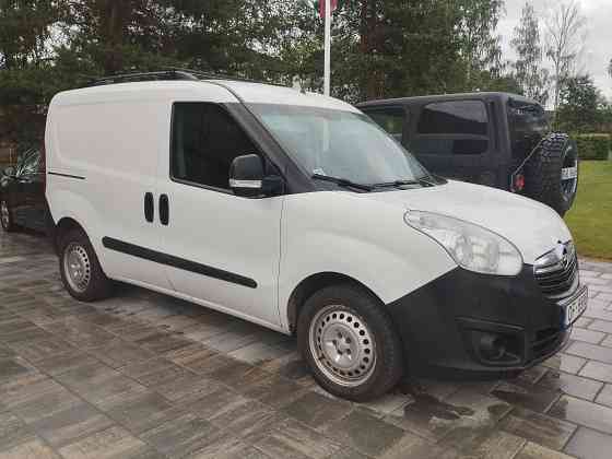 Opel Van Рига
