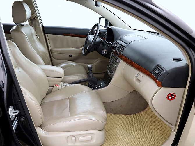 Toyota Avensis Luxury 2.2 D4D 130kW Таллин - изображение 6