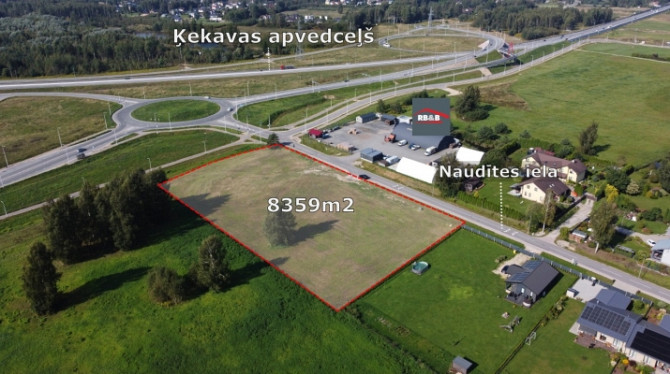 Piedāvājumā Ķekavas apvedceļa fasādes zemesgabals - Katlakalnā!  Regulāras formas Rīga - foto 1