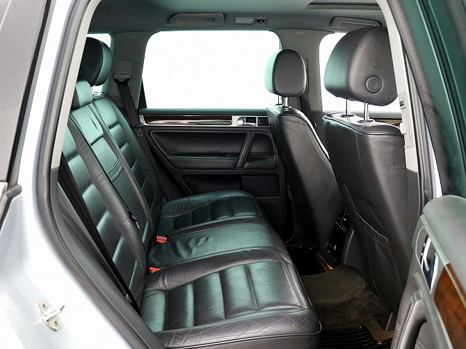 Volkswagen Touareg Highline ATM 2.5 TDI 128kW Tallina - foto 7