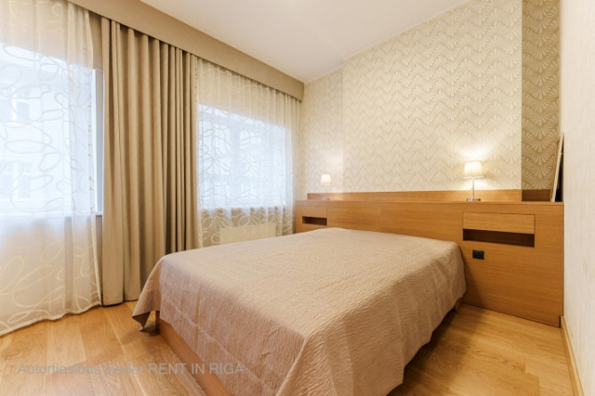 Spacious, fully furnished 2-room apartment in the Quiet Center.  Located on the 4th floor of a renov Рига - изображение 9