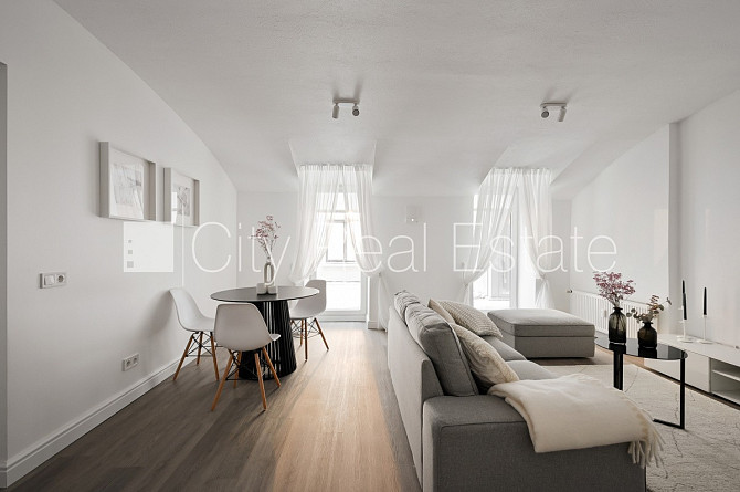 Projekts - Kalpaka Residence, fasādes māja, ieeja no ielas, puspagrabs, ir lifts, viena istaba Rīga - foto 5