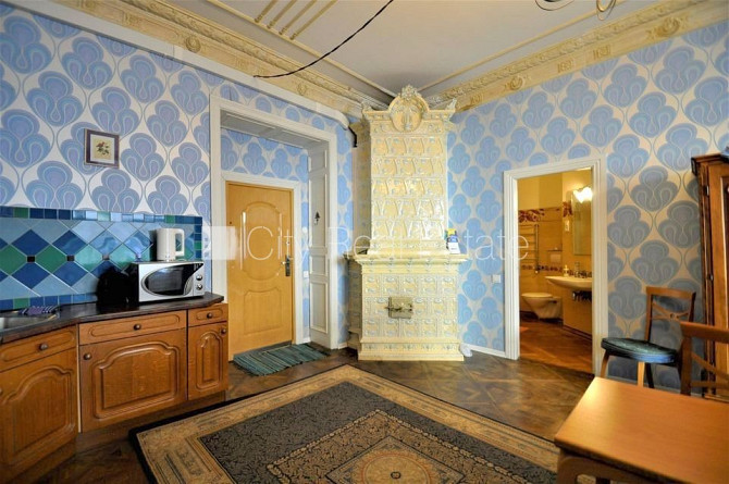 Фасадный дом, реновированный дом, вход с улицы, лифт, лестничная клетка после Рига - изображение 4