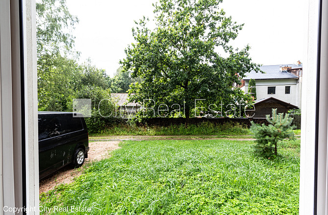 Privātmāja, koka māja, energo efektīva māja, vieta vairākām automašīnām, terase 40 m2, Rīga - foto 14