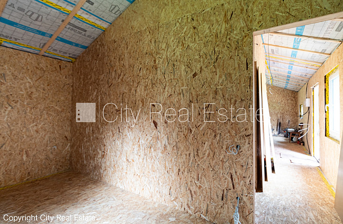 Privātmāja, koka māja, energo efektīva māja, vieta vairākām automašīnām, terase 40 m2, Rīga - foto 16