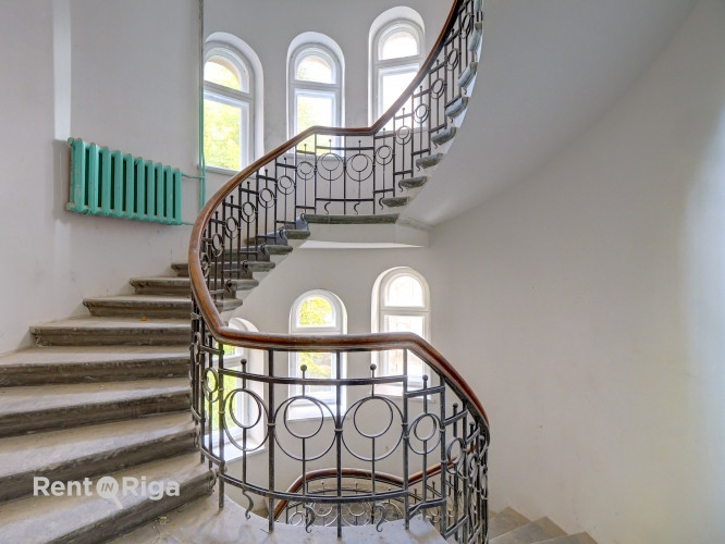 Продаётся солнечная и элегантная квартира в полностью отреставрированном Рига - изображение 15