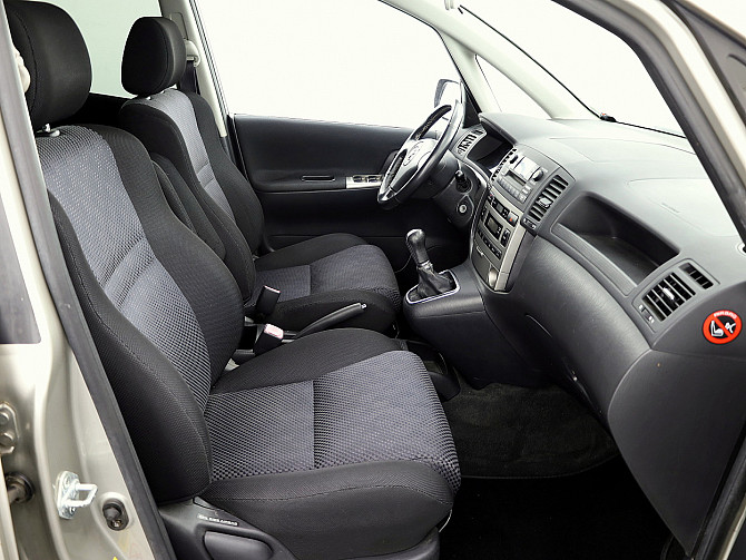 Toyota Corolla Verso Linea Sol 1.6 81kW Таллин - изображение 6