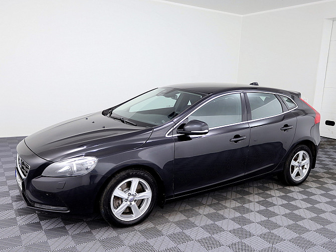 Volvo V40 Summum ATM 2.0 D3 110kW Tallina - foto 2
