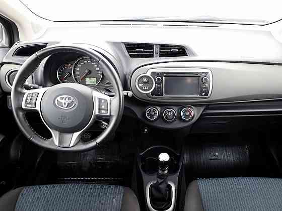 Toyota Yaris Linea Sol 1.3 73kW Таллин