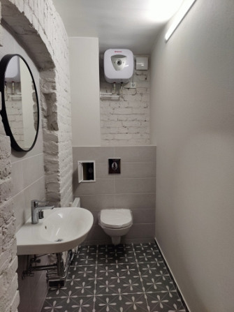 Gaišas telpas pie Miera ielas ar skaistu dārzu pagalmā.  Īpašumā veikts kapitālais remonts - Rīga - foto 9