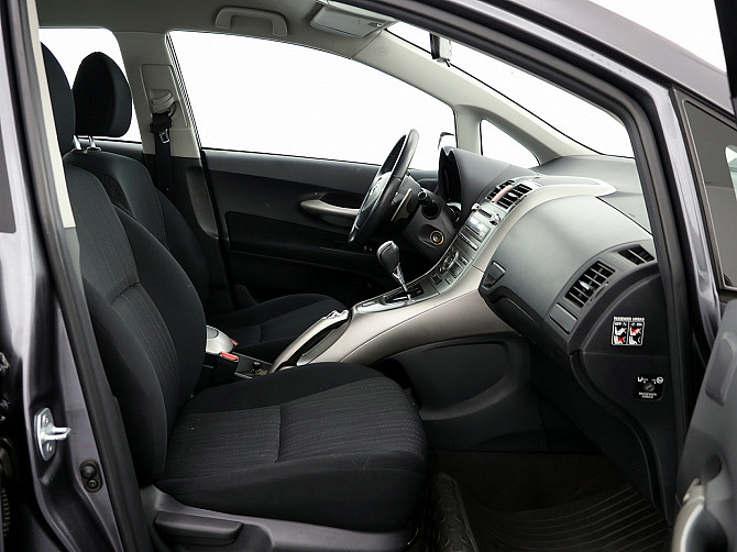 Toyota Auris Linea Sol ATM 1.6 91kW Таллин - изображение 6
