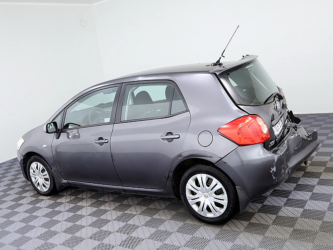 Toyota Auris Linea Sol ATM 1.6 91kW Таллин - изображение 4
