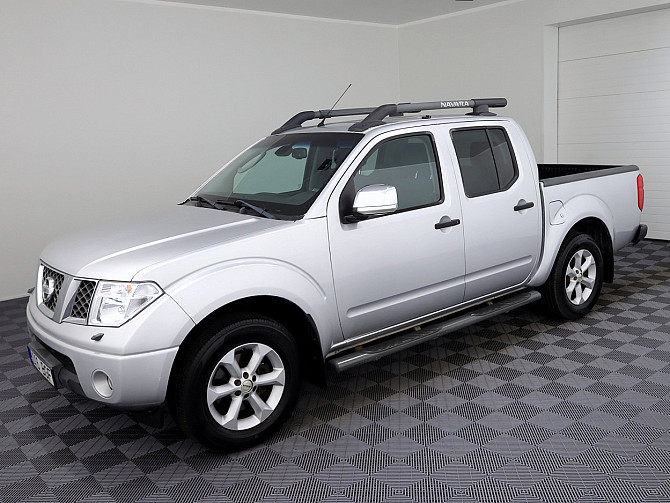 Nissan Navara Doublecab ATM 2.5 dCi 126kW Tallina - foto 2